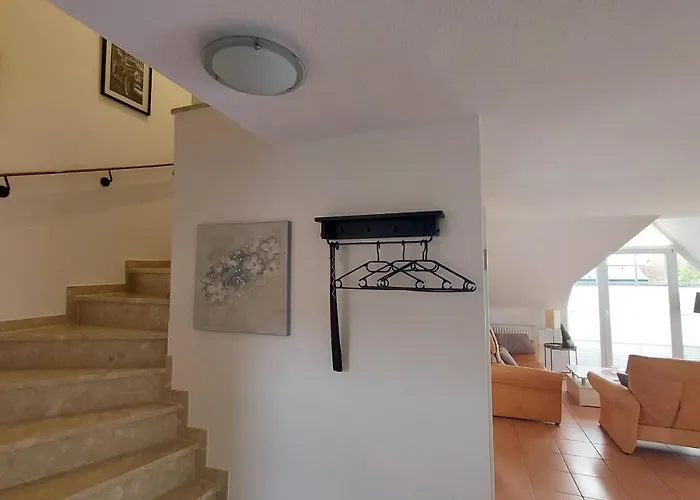 Mira Maris Lejlighed